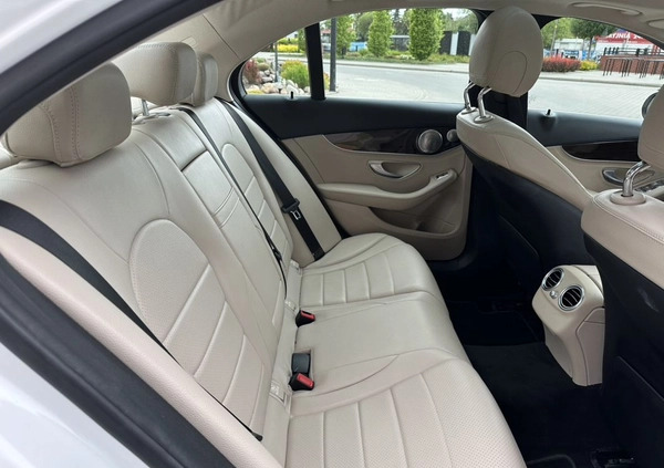 Mercedes-Benz Klasa C cena 84900 przebieg: 136000, rok produkcji 2015 z Chociwel małe 106